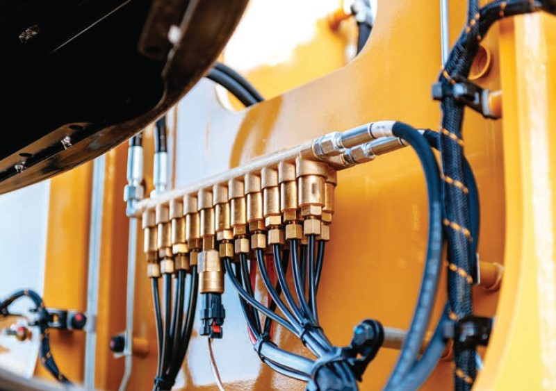 Selecting the right oil for hydraulic systems